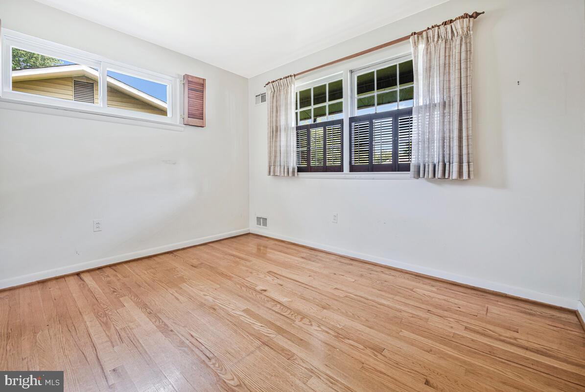 OAKWOOD KNOLLS - Residential