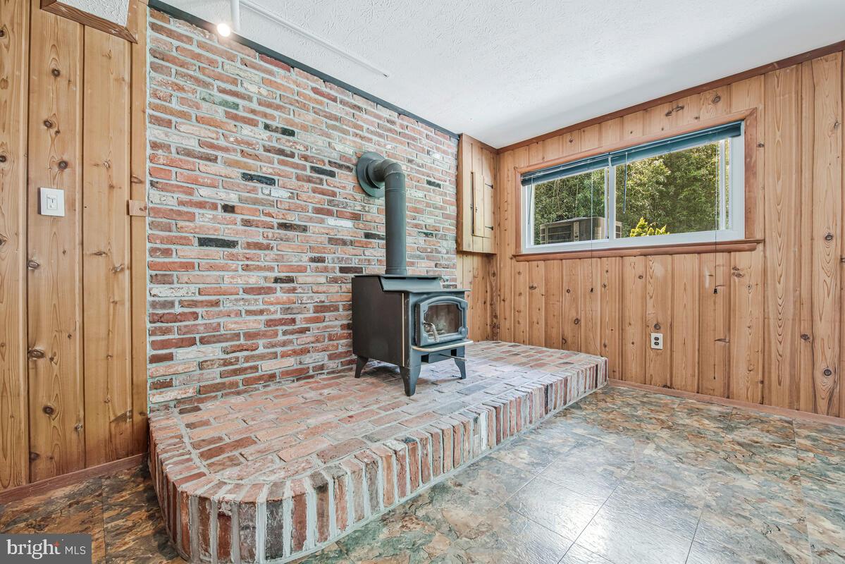 OAKWOOD KNOLLS - Residential