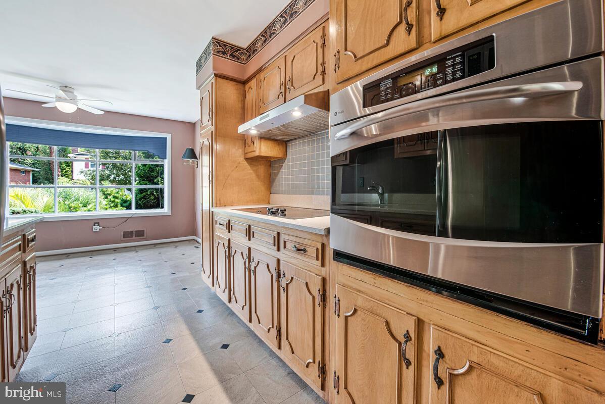 OAKWOOD KNOLLS - Residential