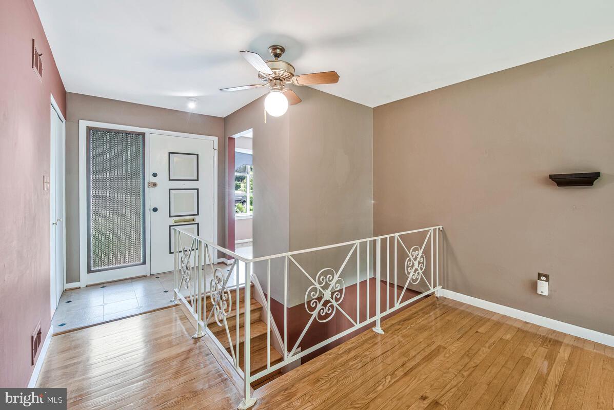 OAKWOOD KNOLLS - Residential