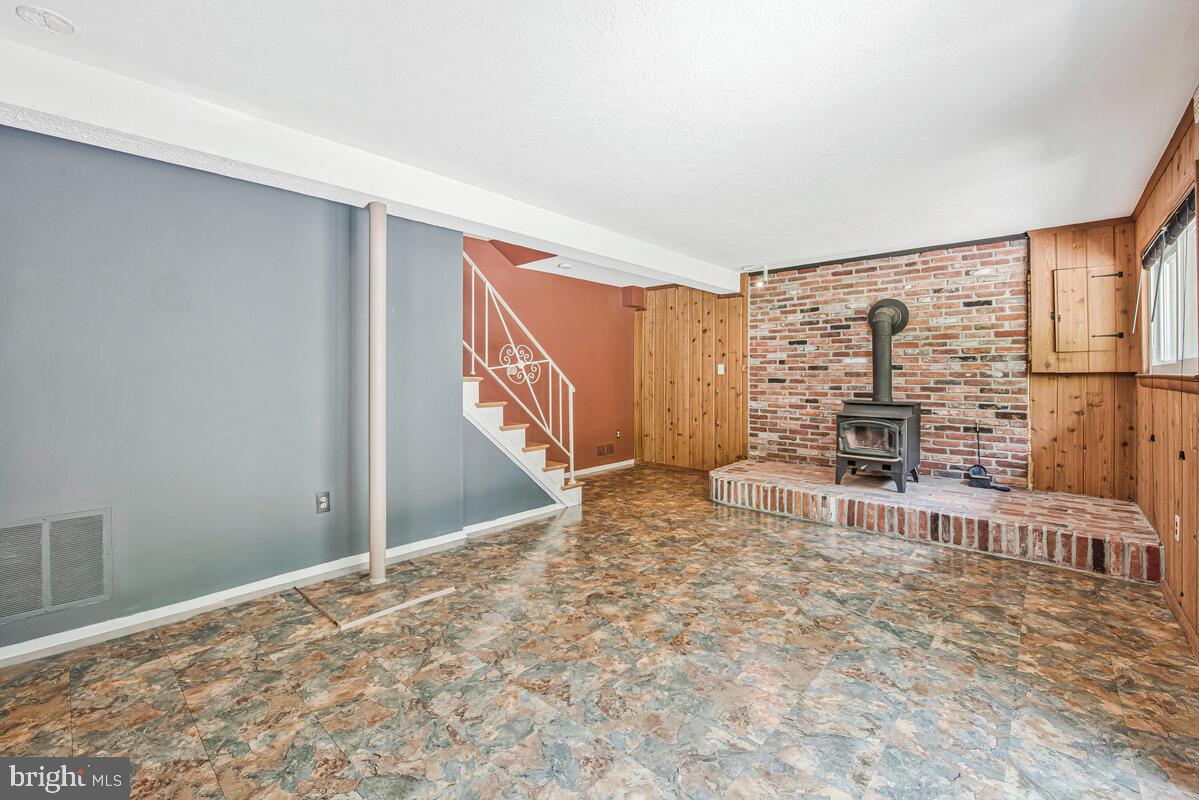 OAKWOOD KNOLLS - Residential