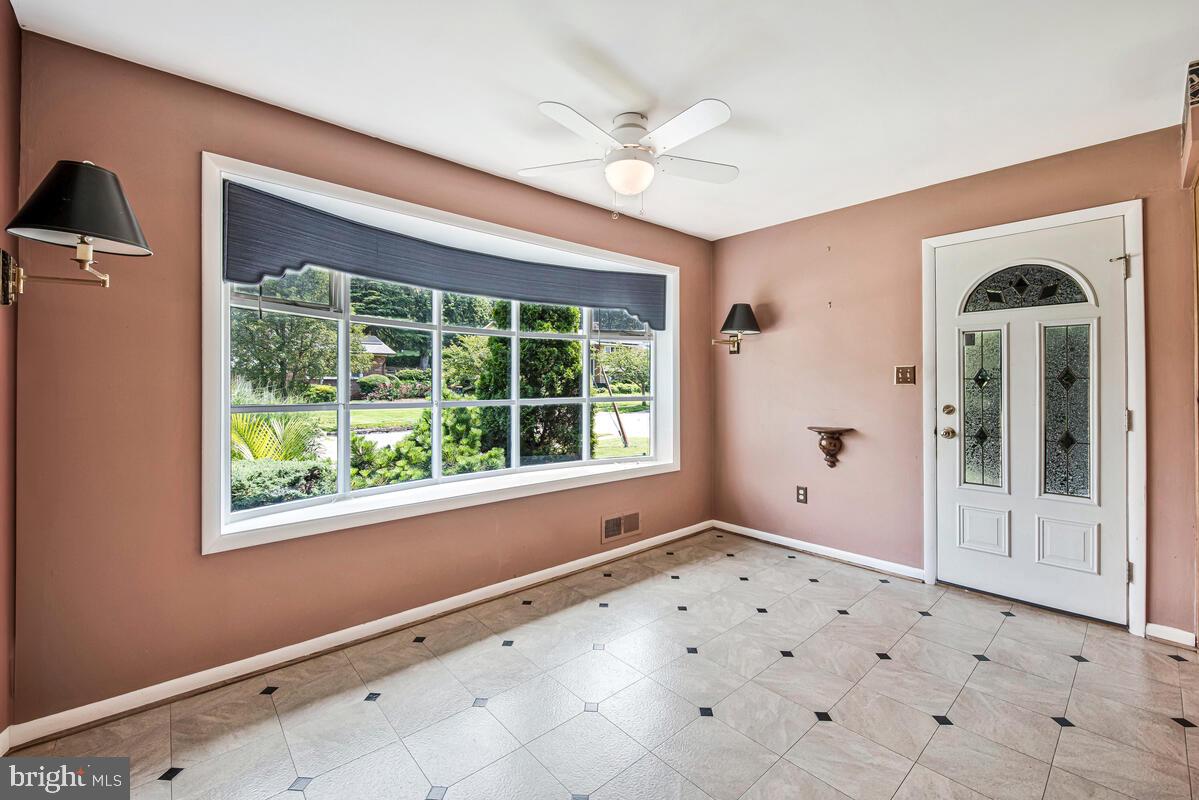 OAKWOOD KNOLLS - Residential