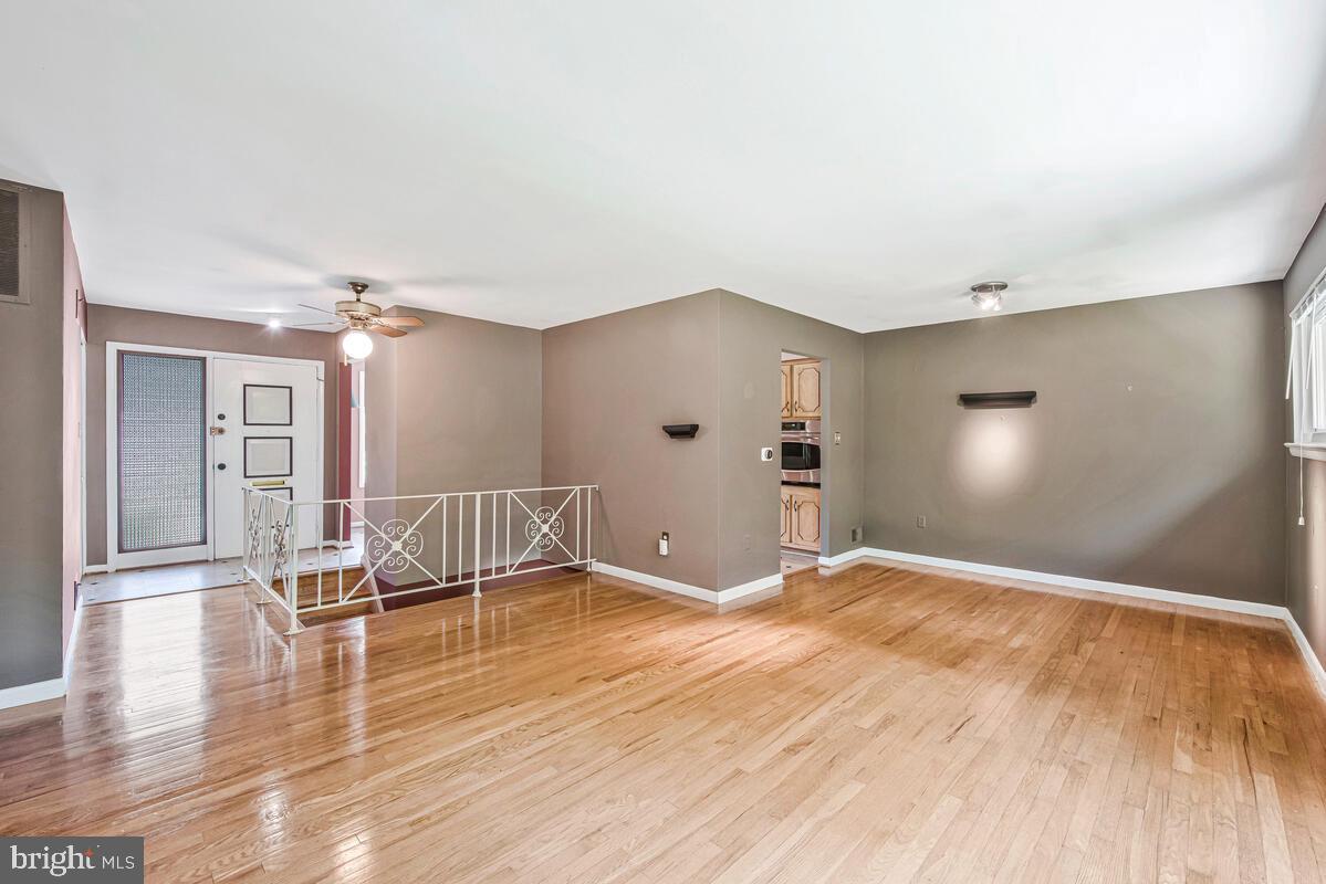 OAKWOOD KNOLLS - Residential