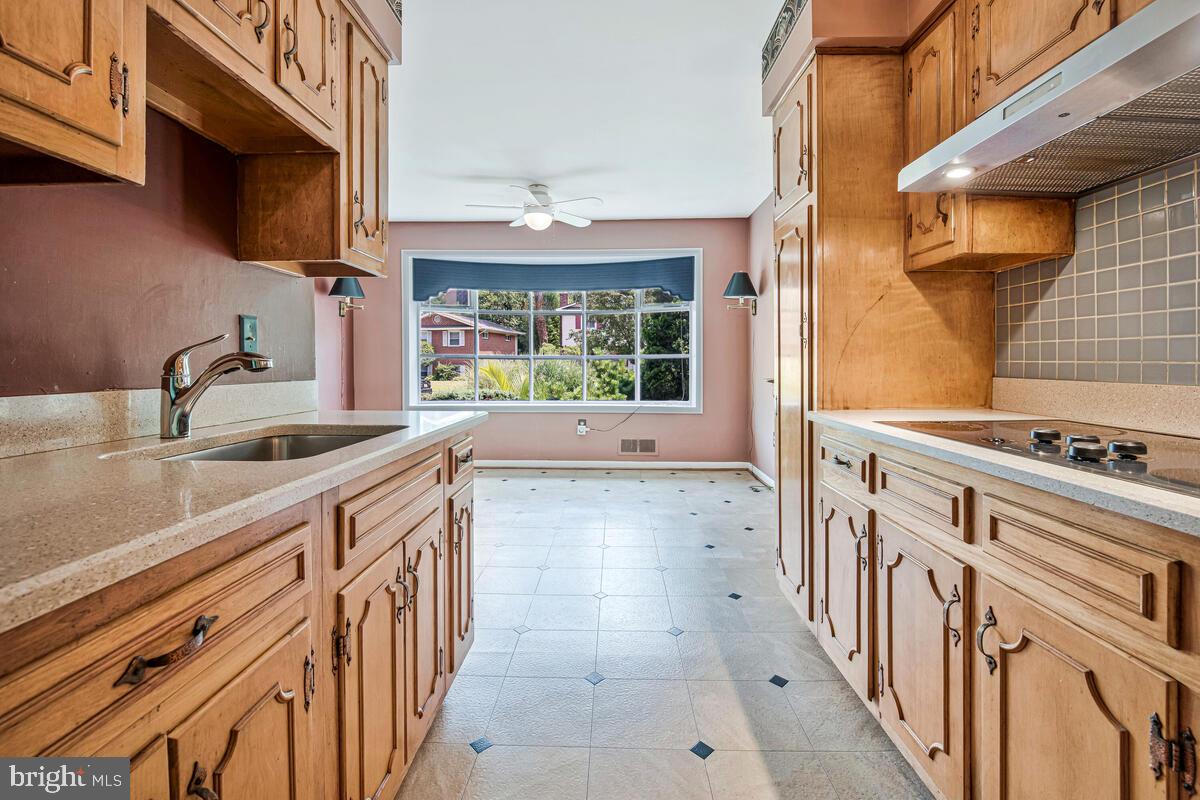 OAKWOOD KNOLLS - Residential