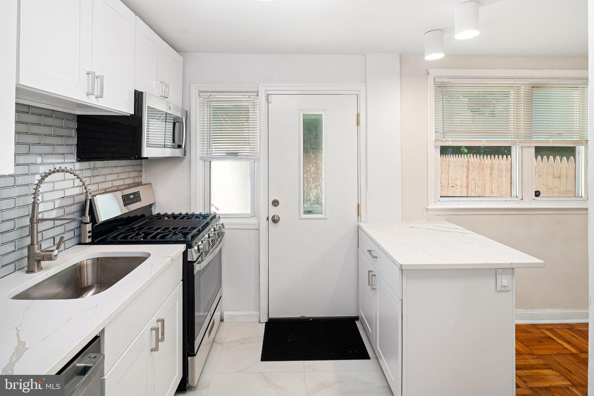 2113 COBBS CREEK PARKWAY