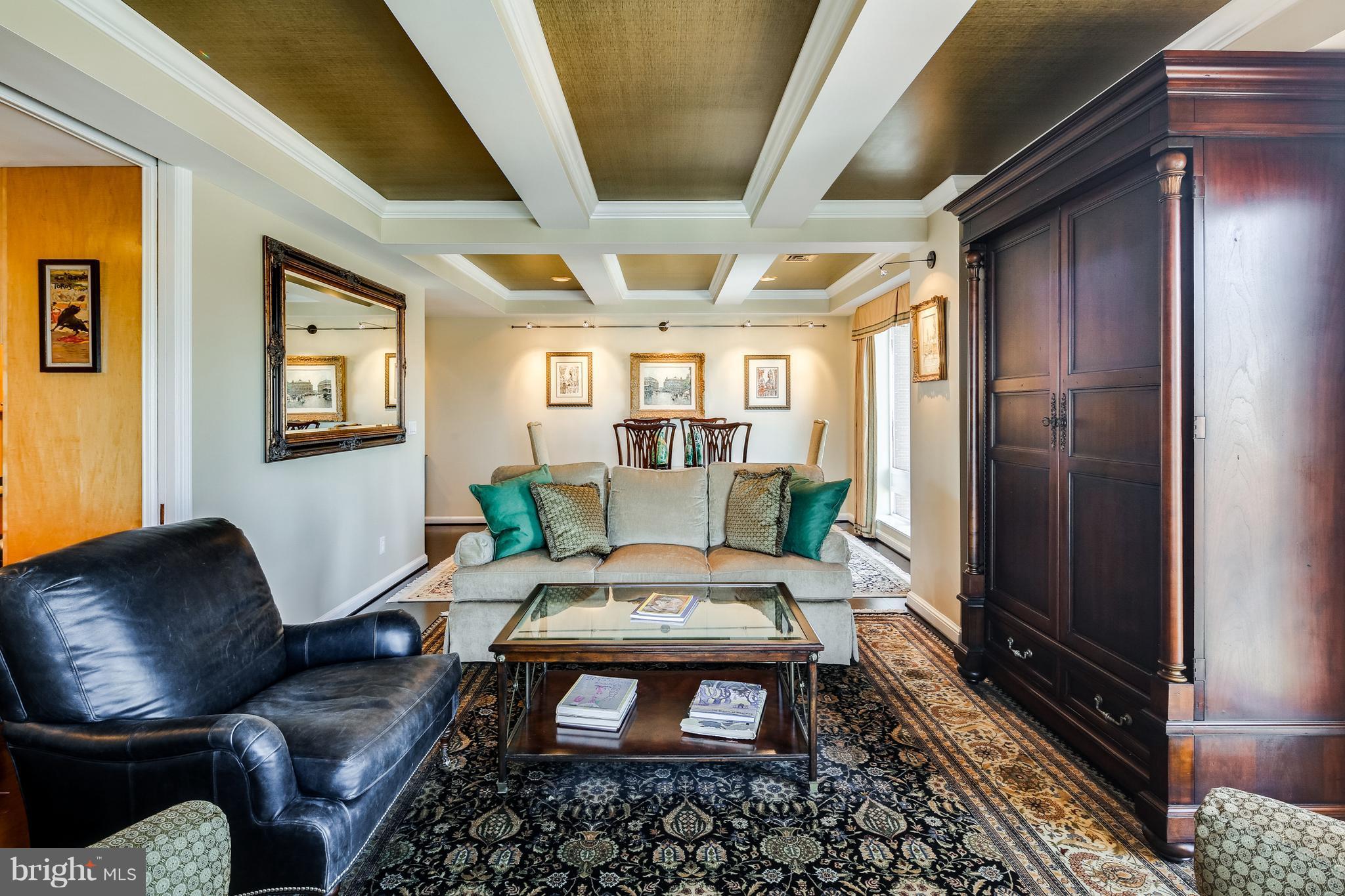 10 E LEE STREET 1802