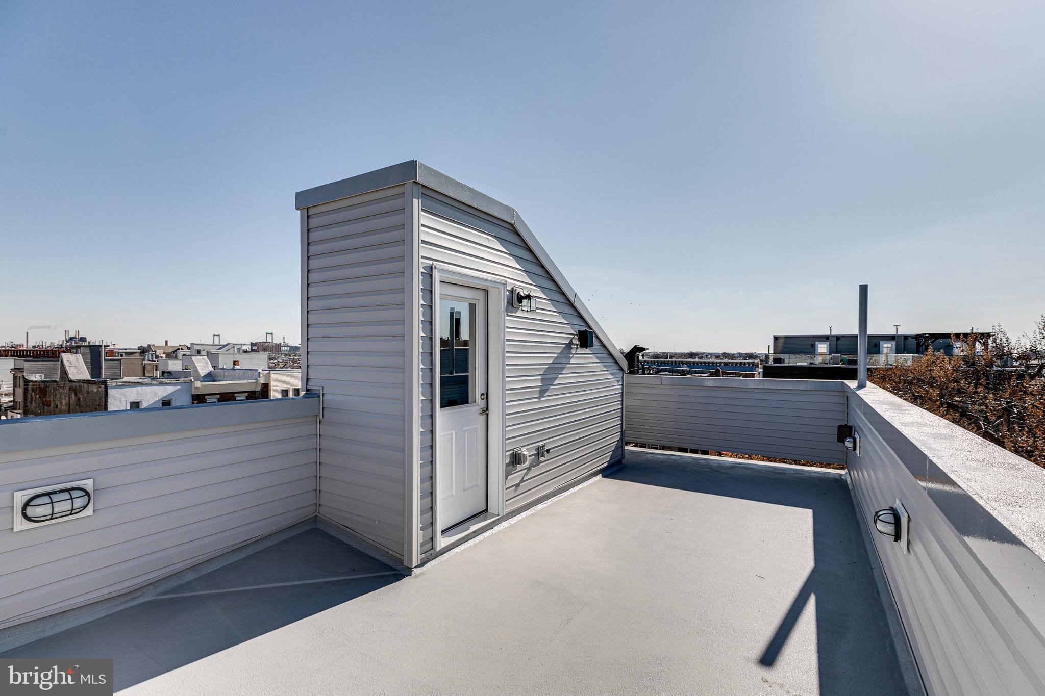 LOWER MOYAMENSING - Residential