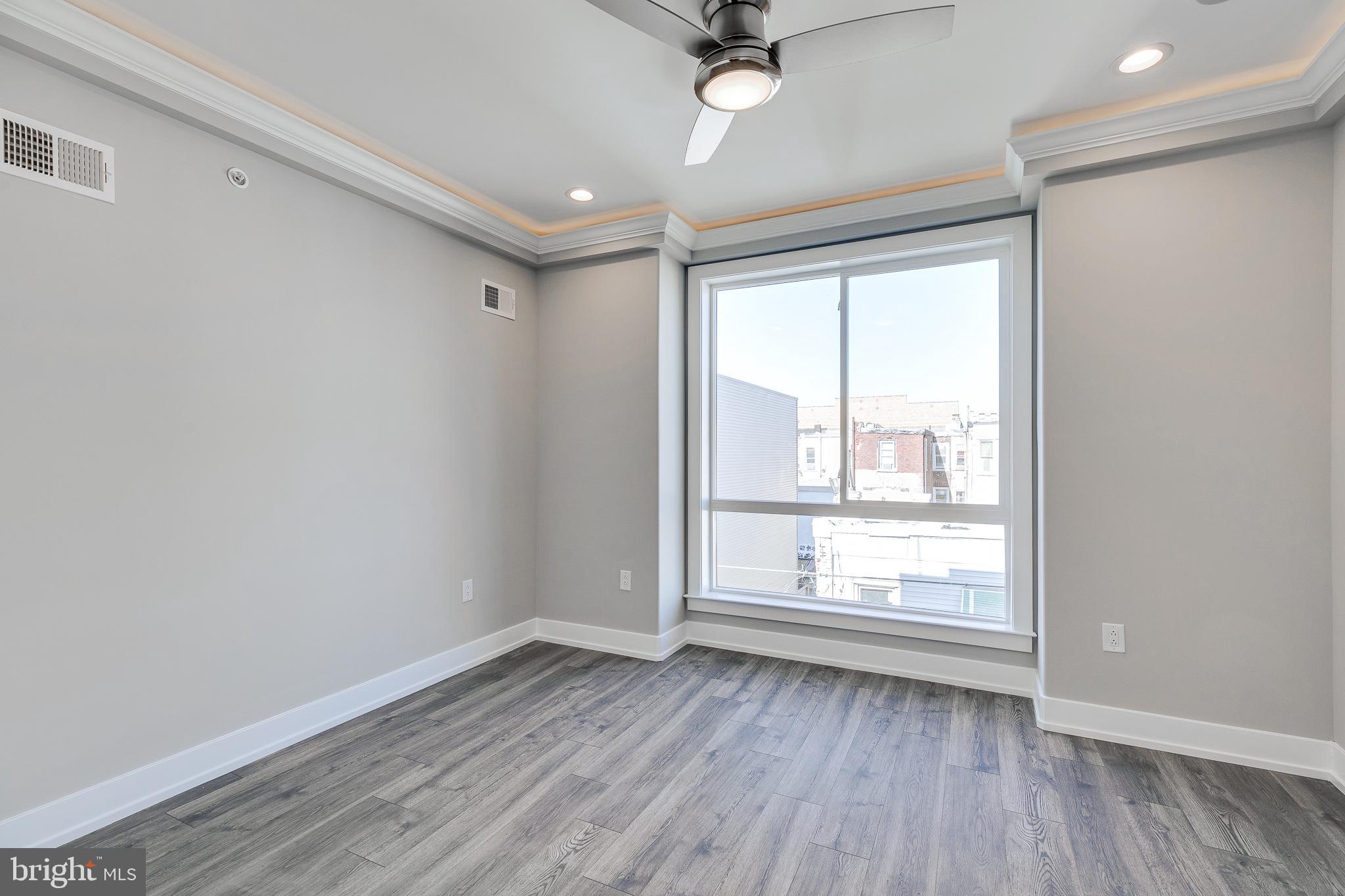 LOWER MOYAMENSING - Residential