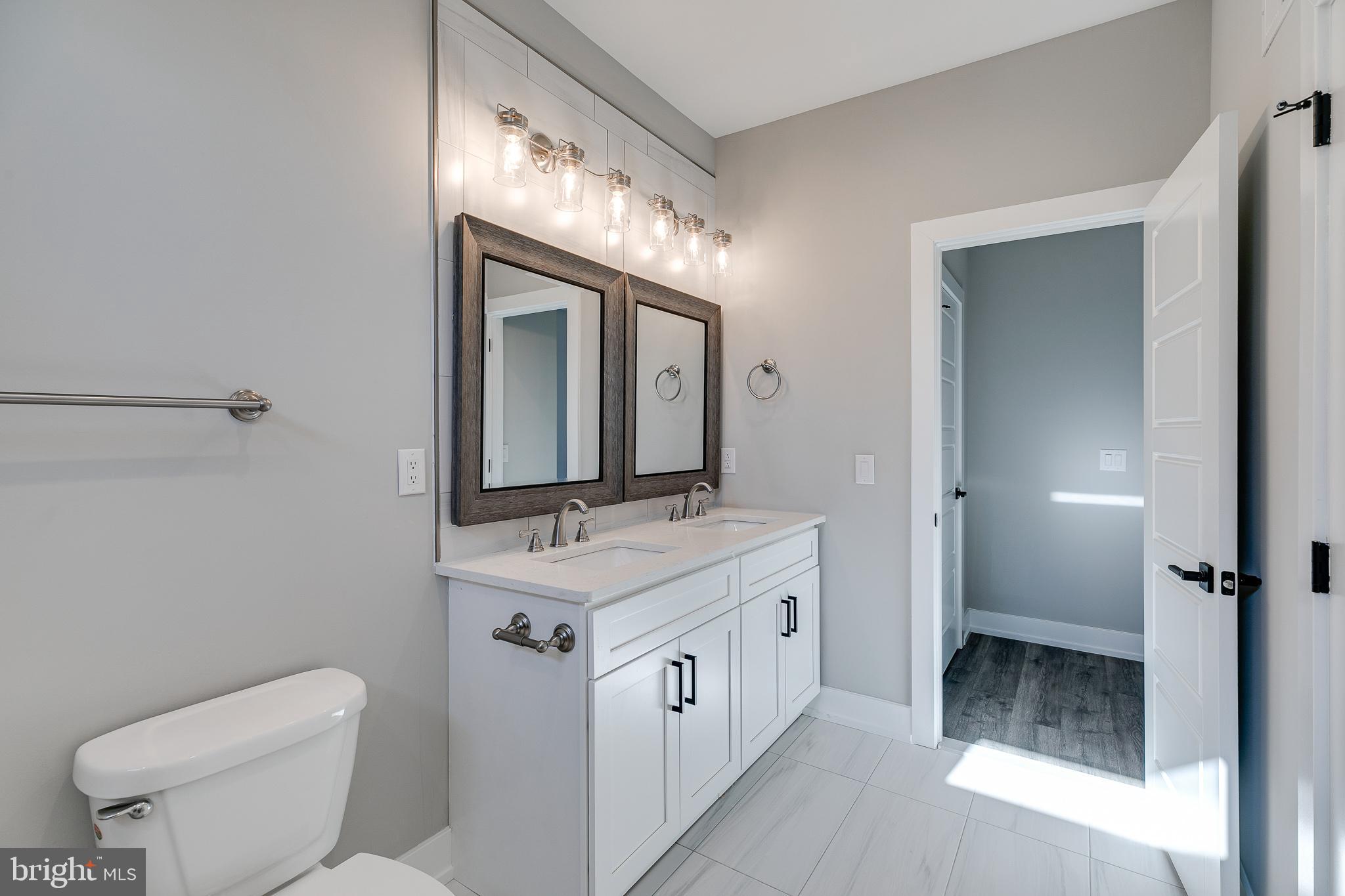 LOWER MOYAMENSING - Residential