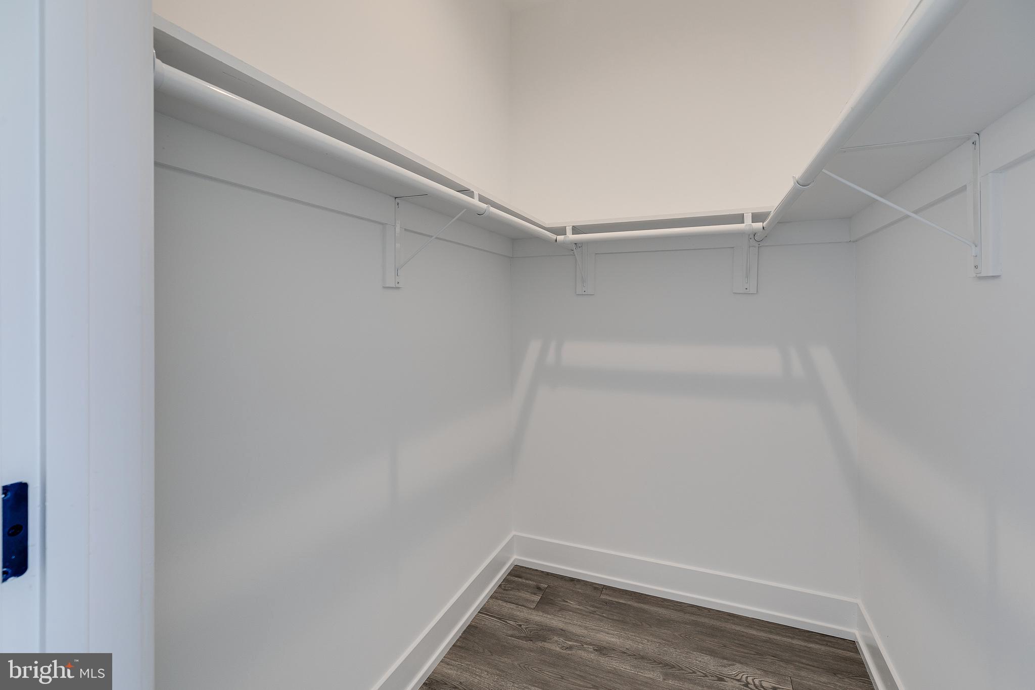 LOWER MOYAMENSING - Residential