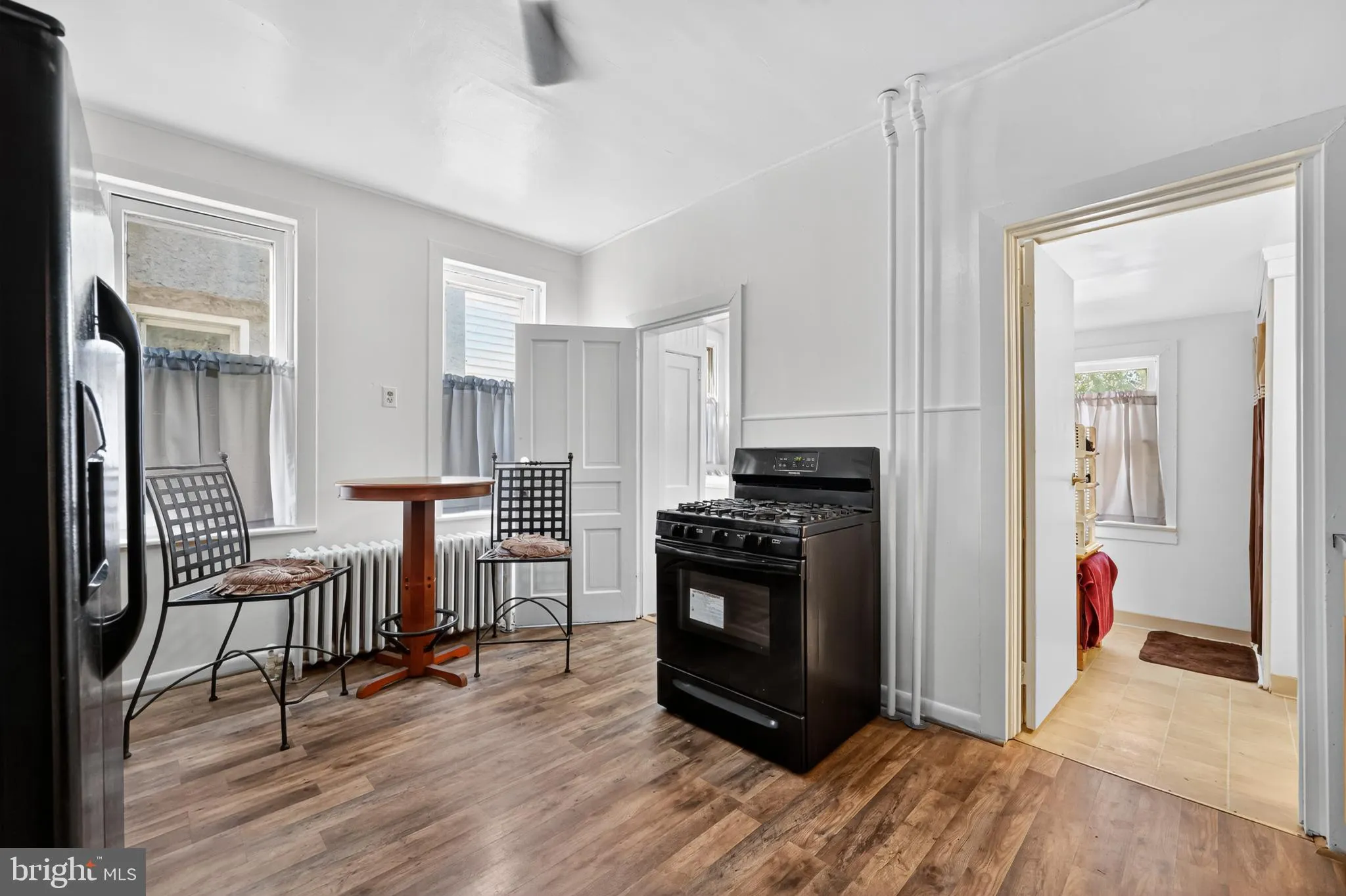 Gloucester City, New Jersey 08030, United States, 3 Bedrooms Bedrooms, ,2 BathroomsBathrooms,Residential,Active,201968