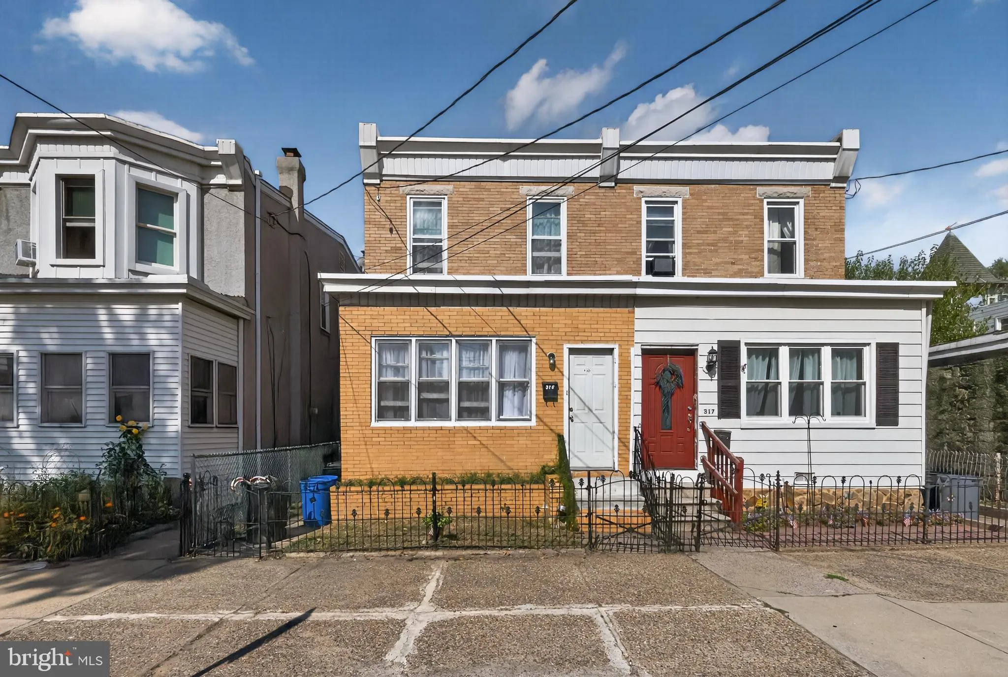 Gloucester City, New Jersey 08030, United States, 3 Bedrooms Bedrooms, ,2 BathroomsBathrooms,Residential,Active,201968