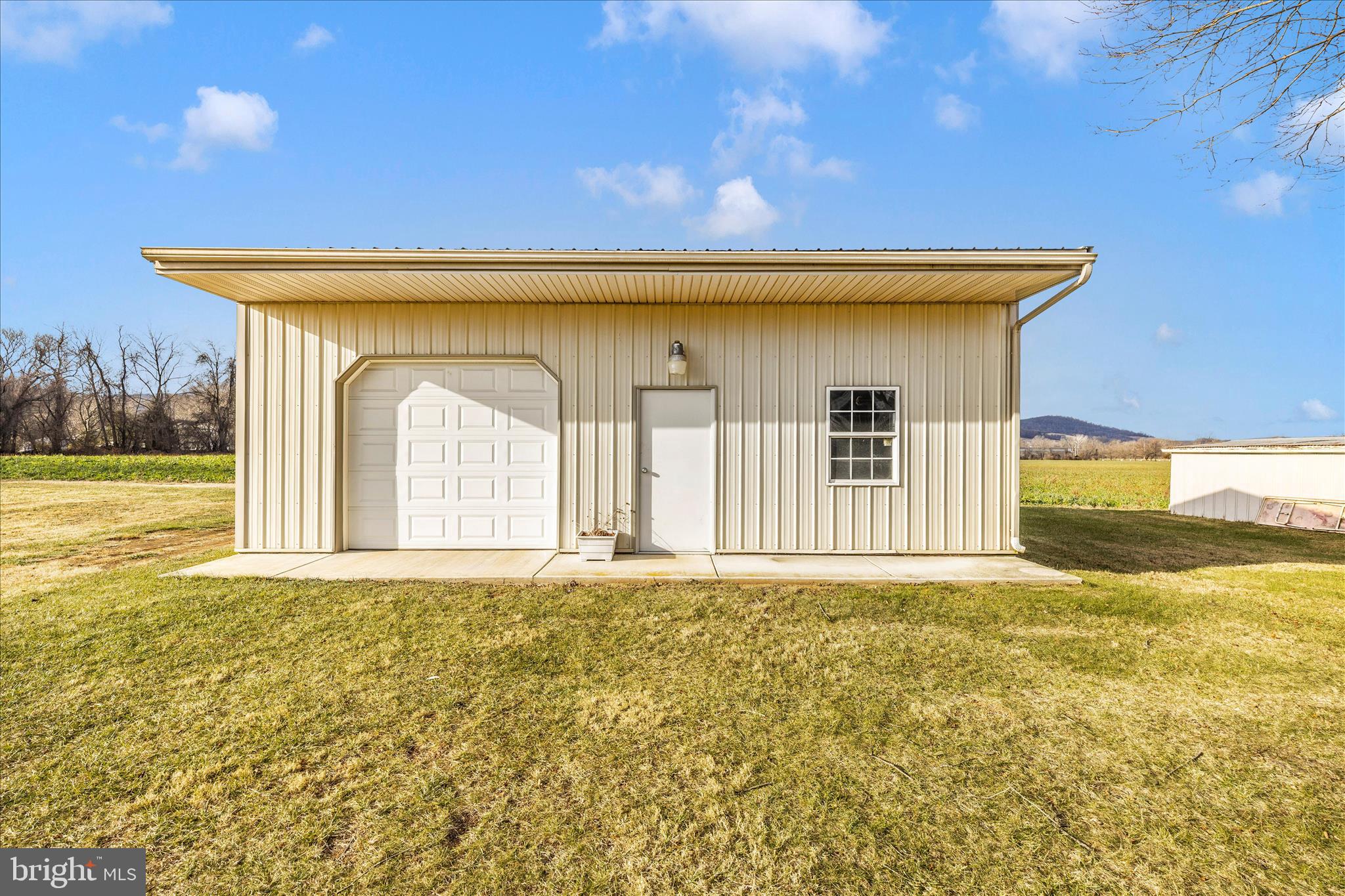 NOT IN A SUB-DIVISION - Residential