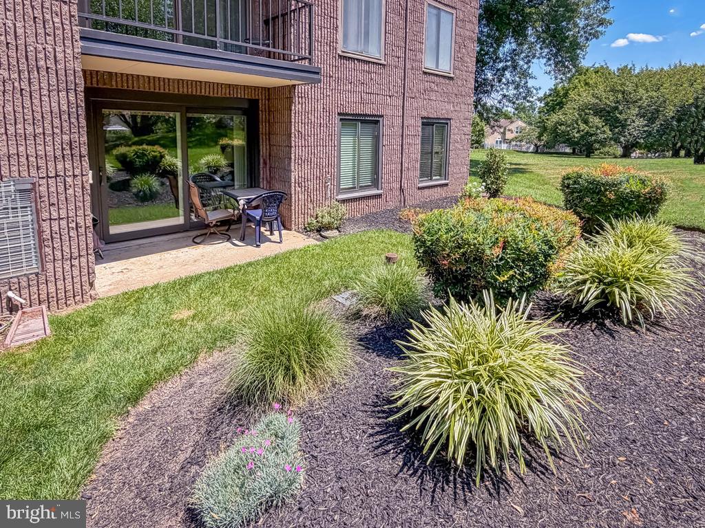 79 OAKRIDGE DRIVE