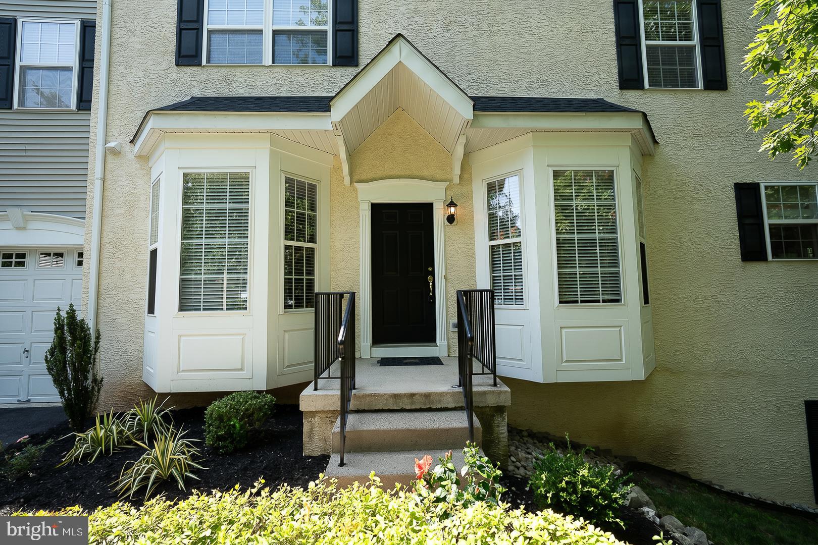 43 LONGVIEW LANE