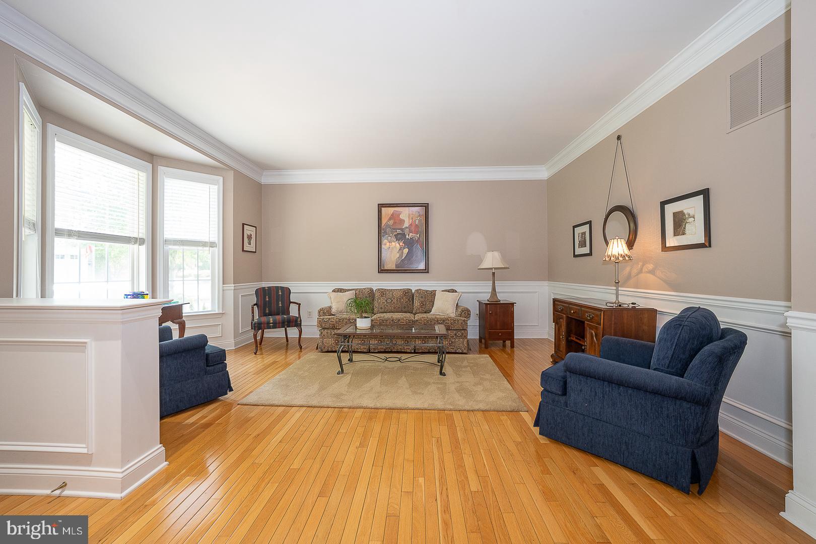43 LONGVIEW LANE