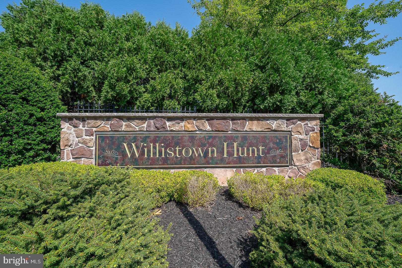 43 LONGVIEW LANE