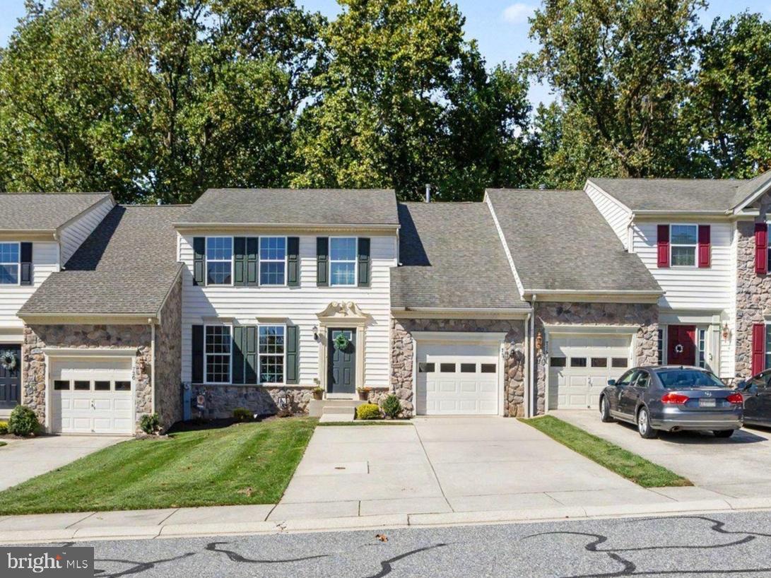 718 PERTHSHIRE PLACE 10