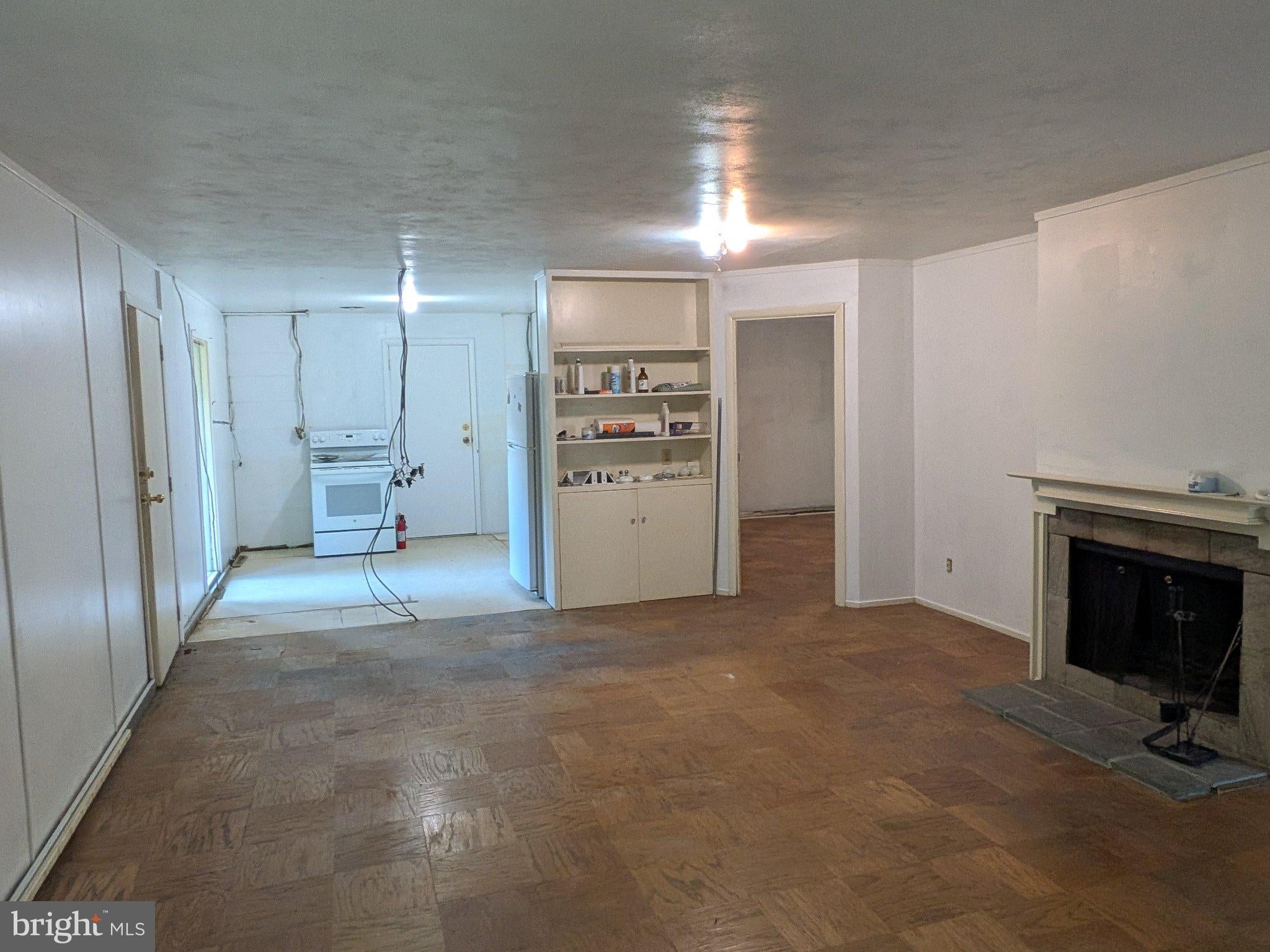 534 CLARENCE AVENUE 536