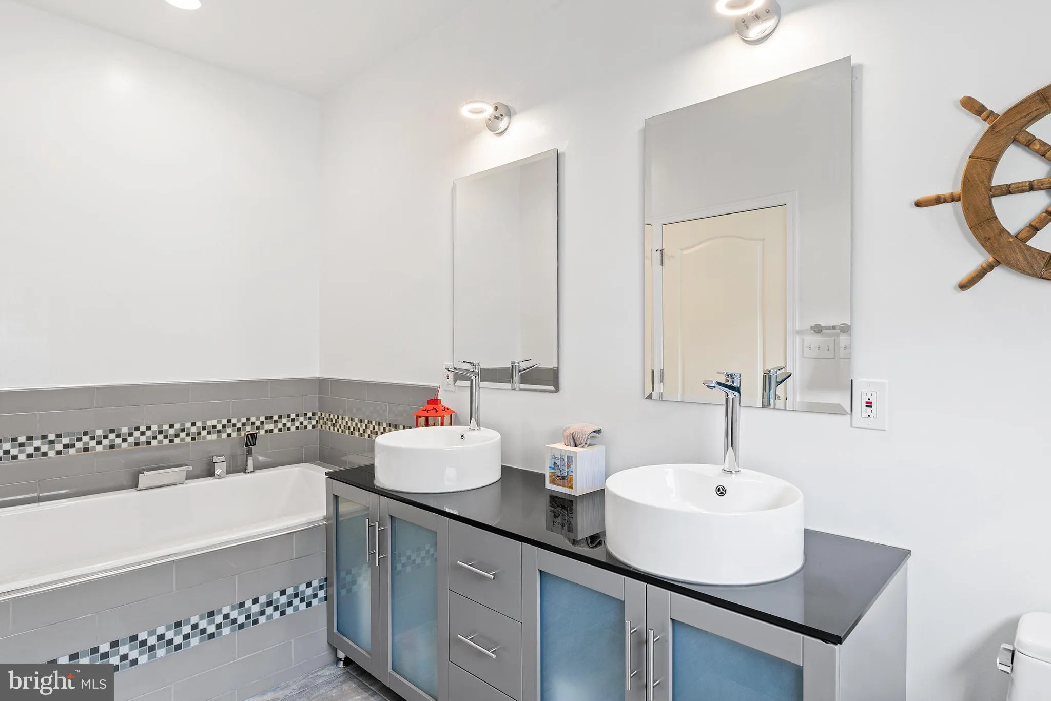 Berlin, Maryland 21811, United States, 4 Bedrooms Bedrooms, ,4 BathroomsBathrooms,Residential,Contingent,26357