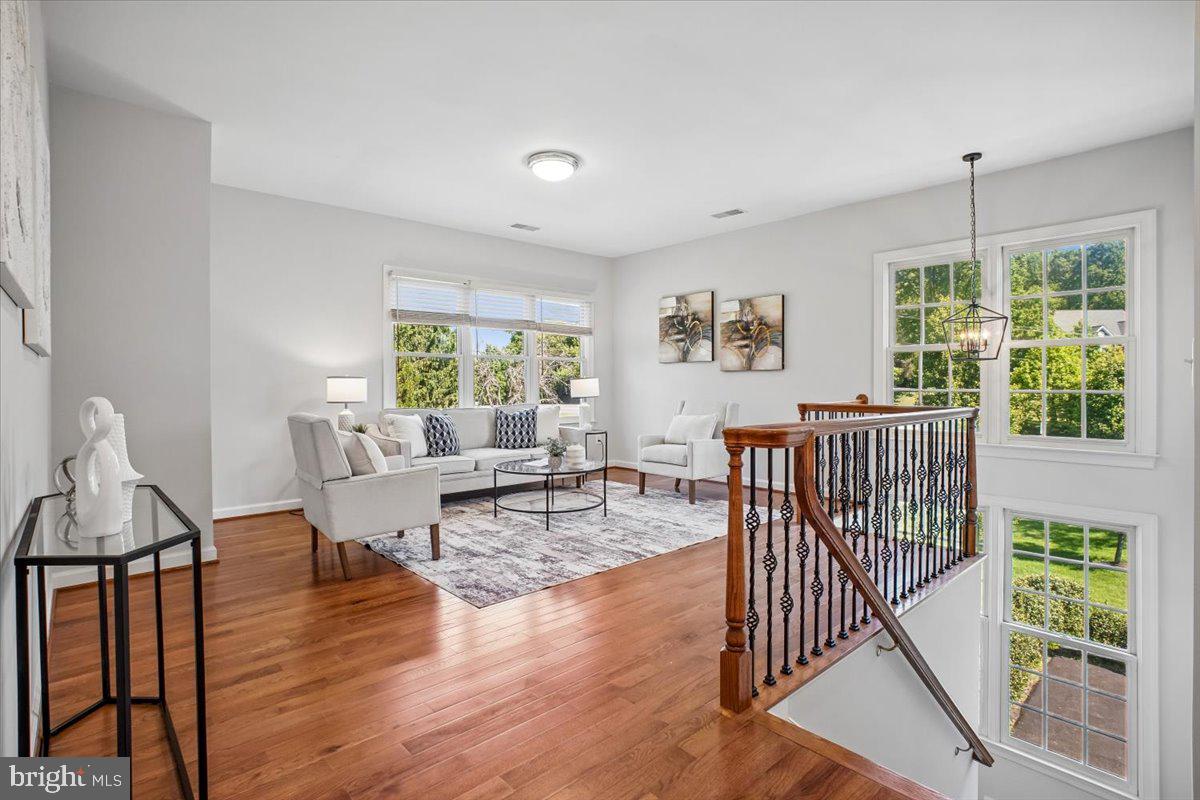 AVONDALE GLEN - Residential