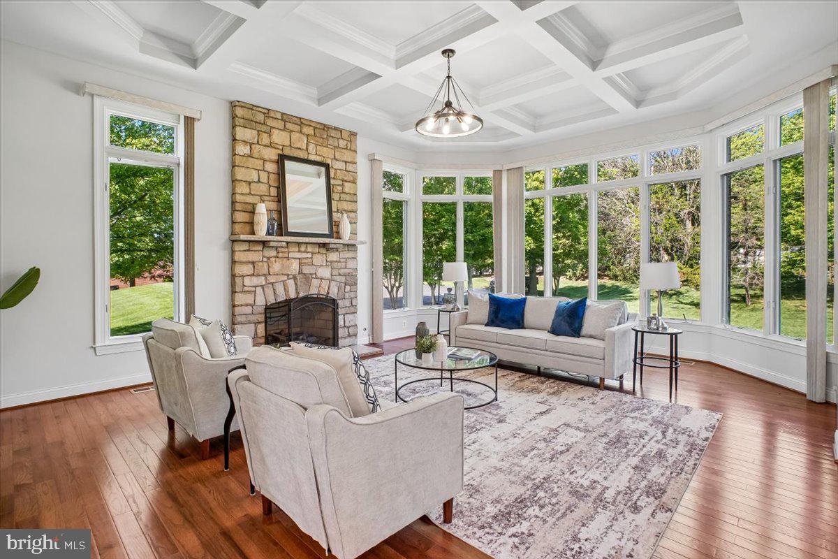 AVONDALE GLEN - Residential