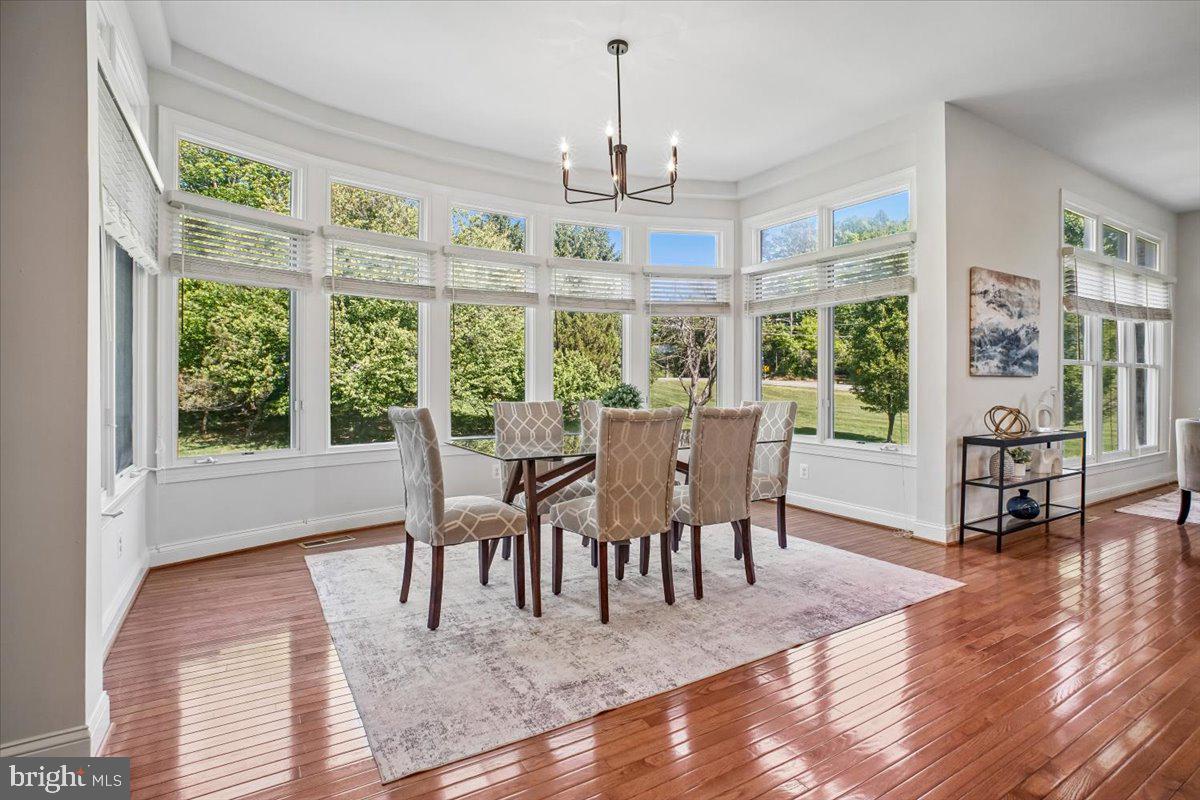 AVONDALE GLEN - Residential