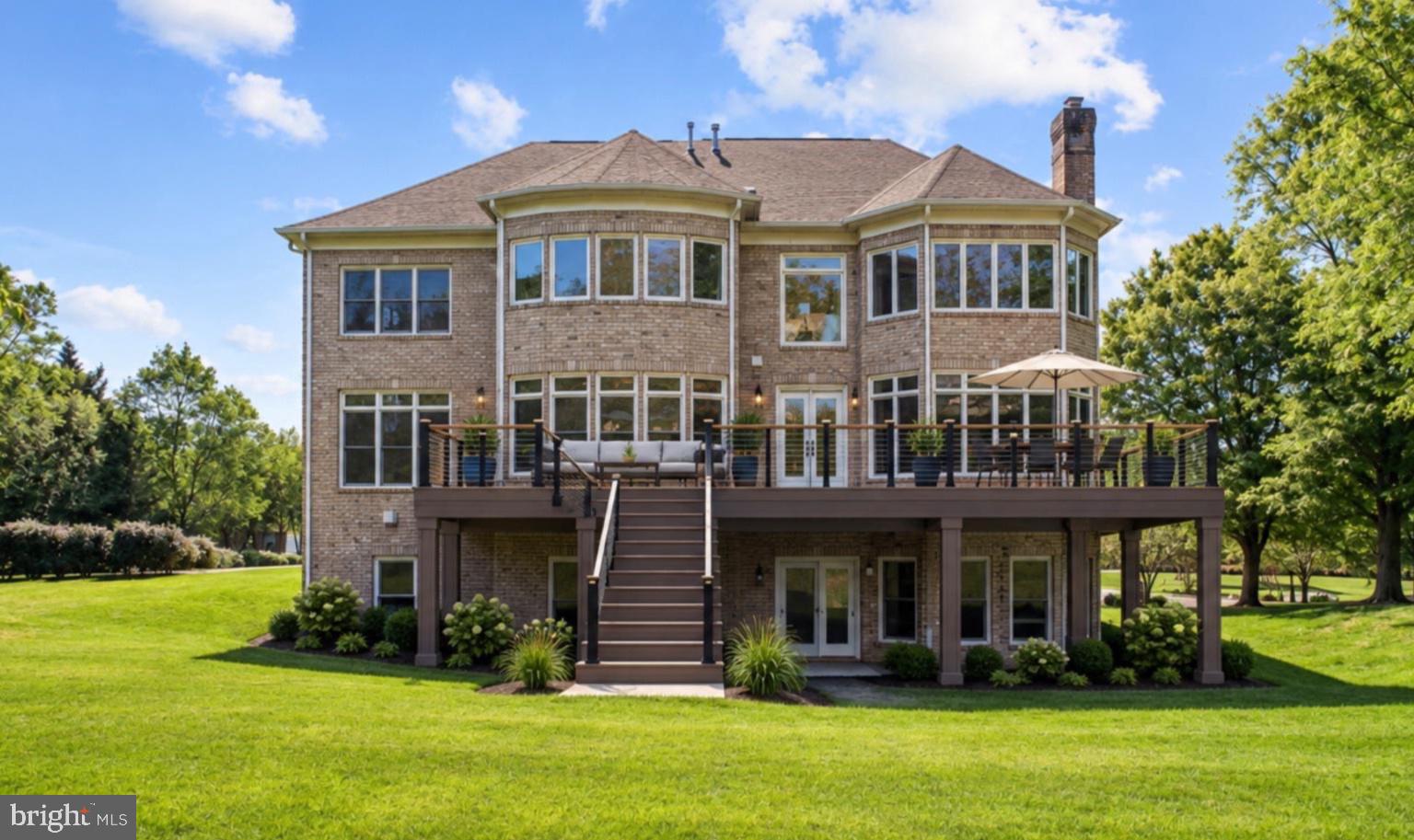11040 HEATHLAND DRIVE