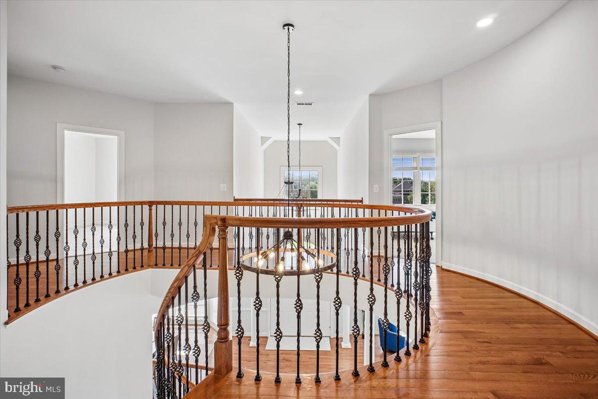 AVONDALE GLEN - Residential