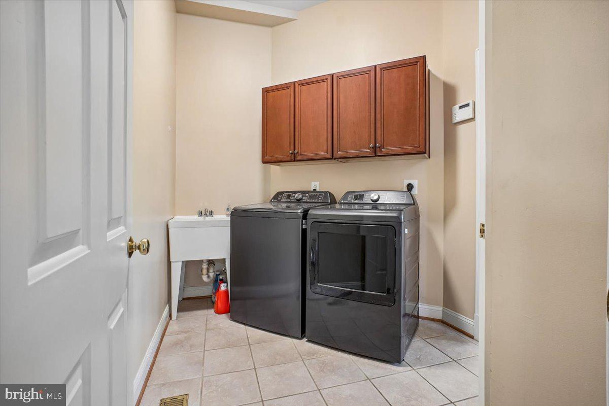 AVONDALE GLEN - Residential
