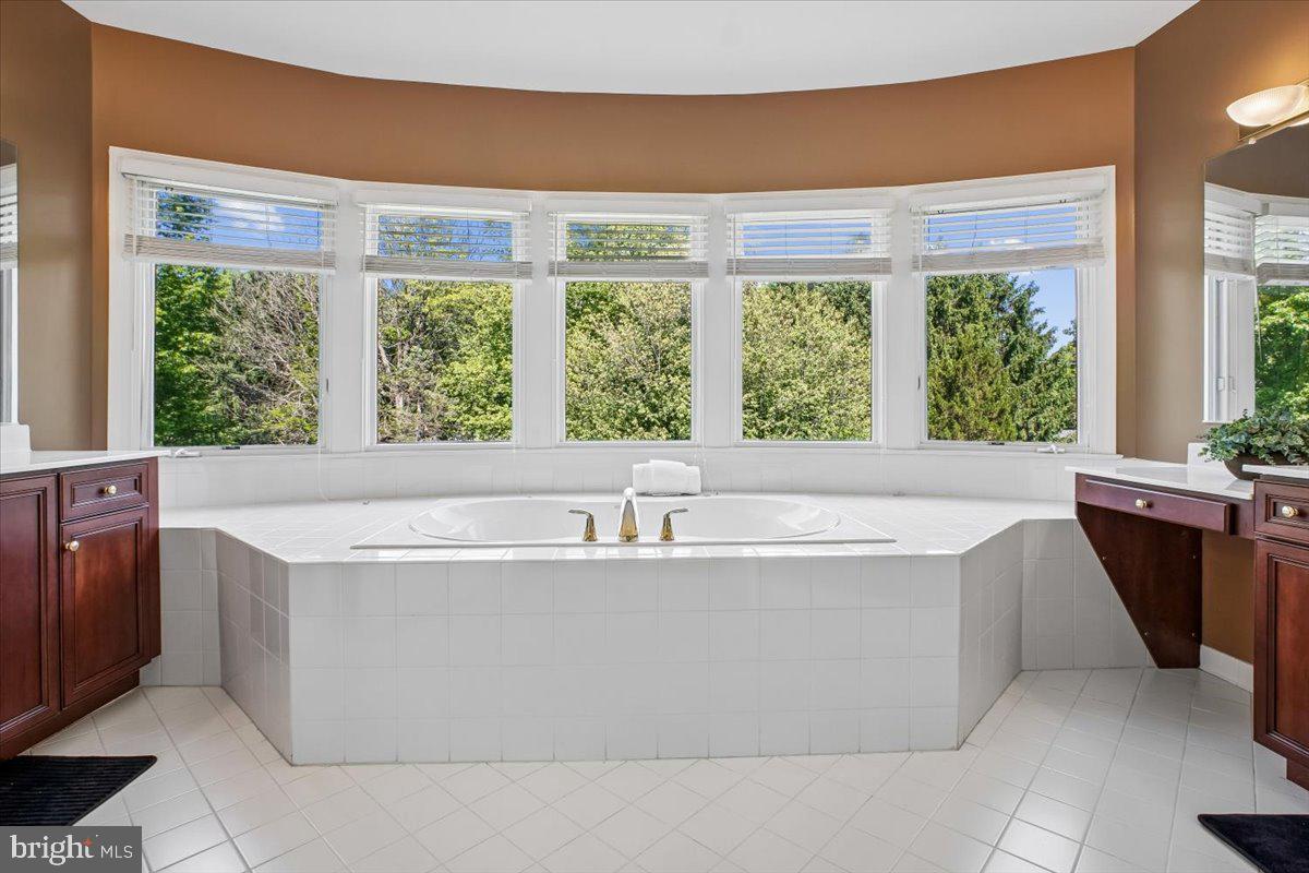 AVONDALE GLEN - Residential