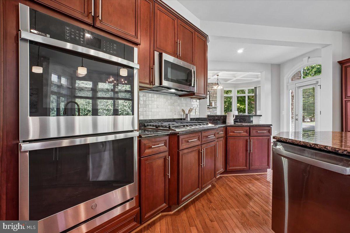 AVONDALE GLEN - Residential