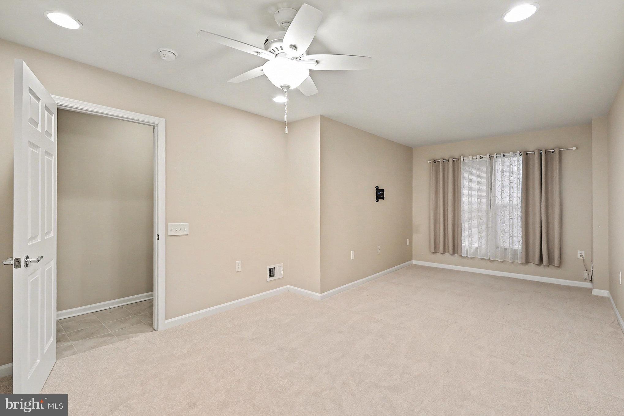 CHERRY HILL CROSSING CONDOMINIUM - Residential