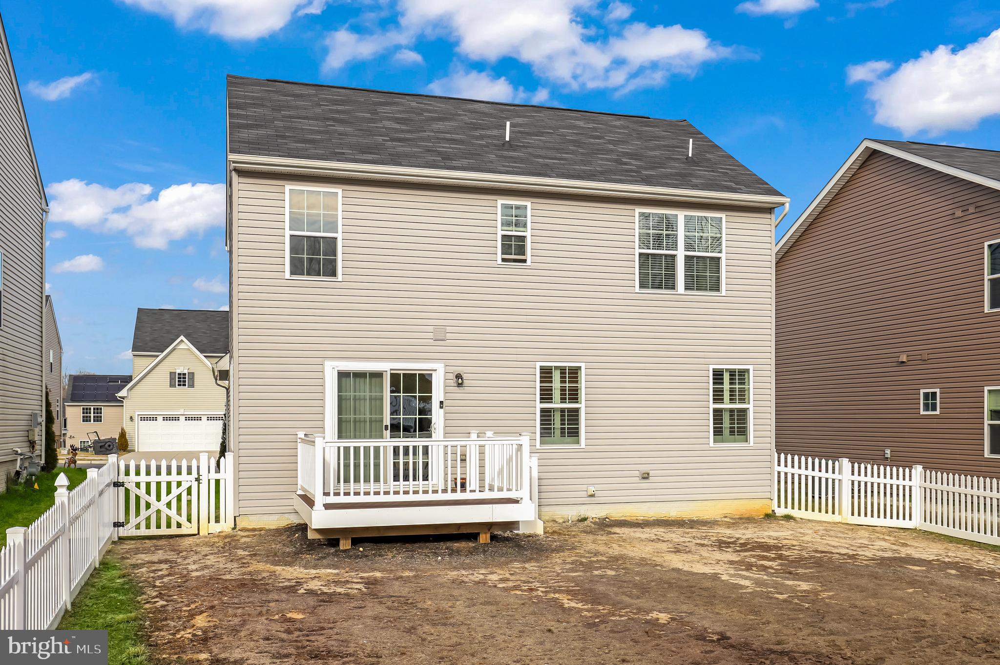 LEES PARKE - Residential