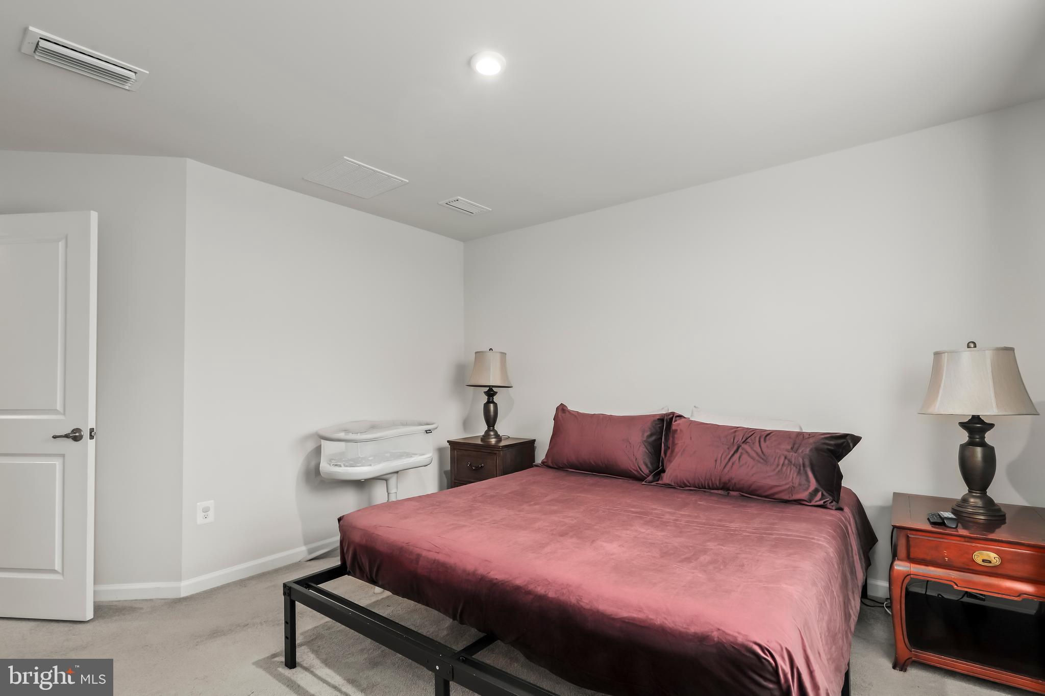 LEES PARKE - Residential