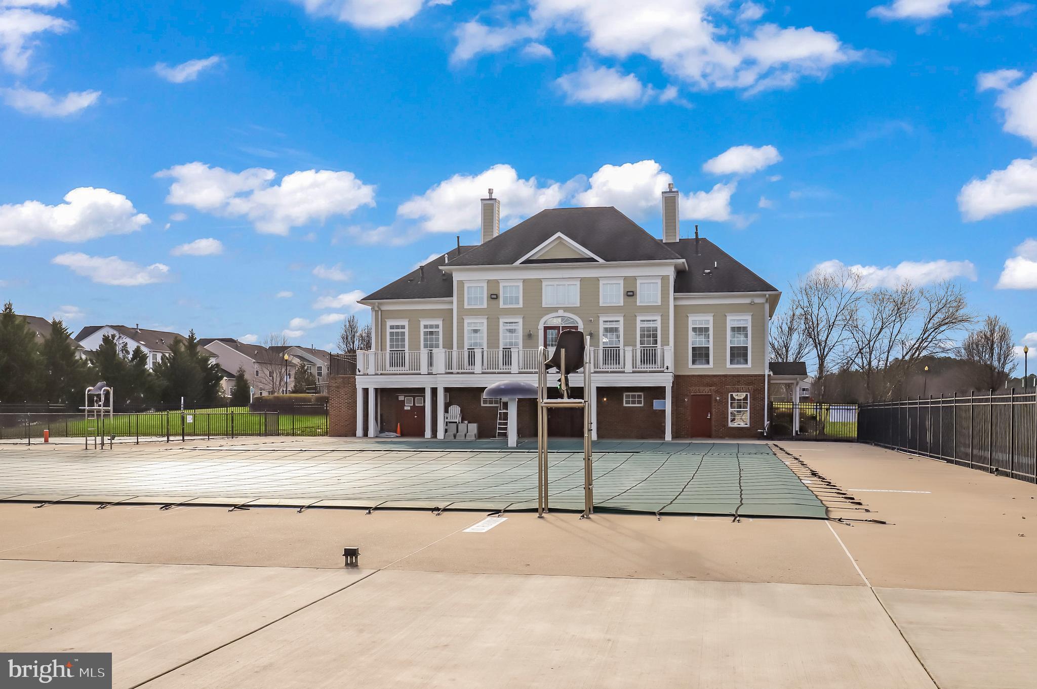 LEES PARKE - Residential