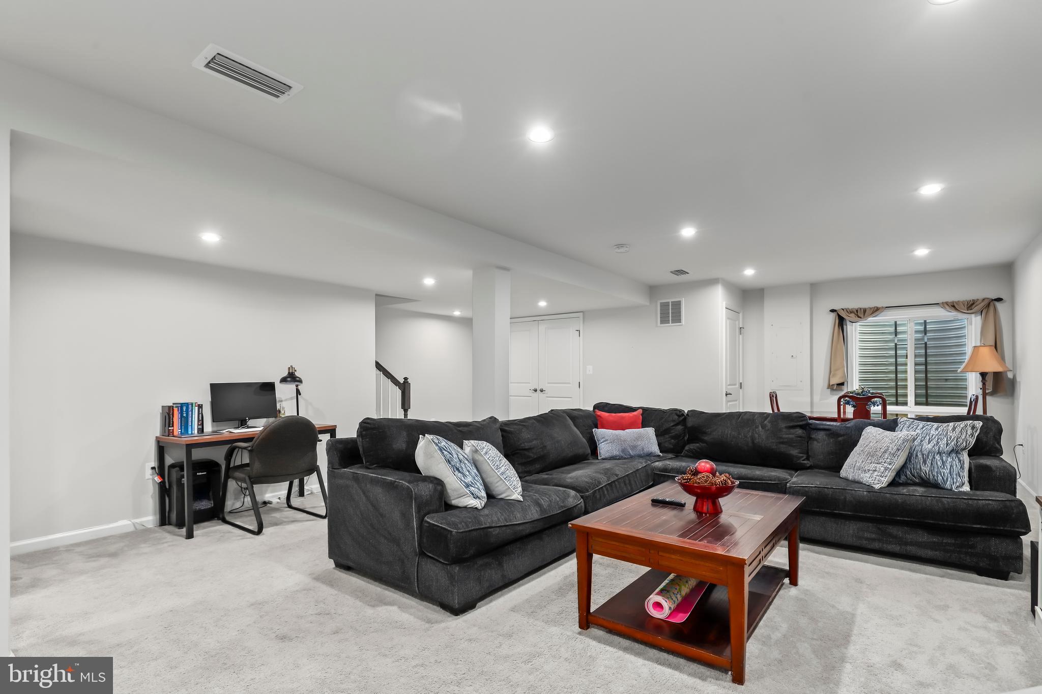 LEES PARKE - Residential