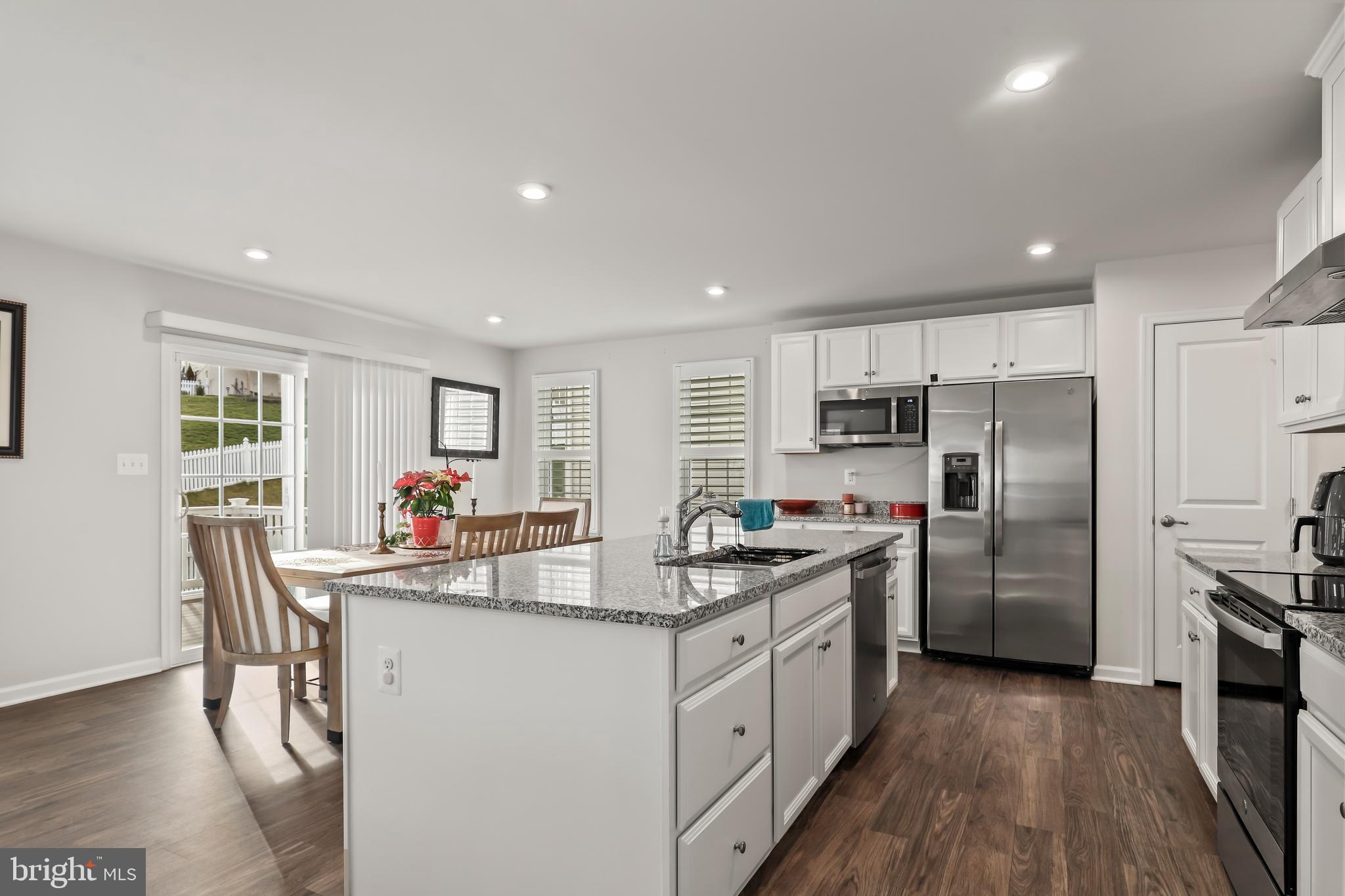 LEES PARKE - Residential