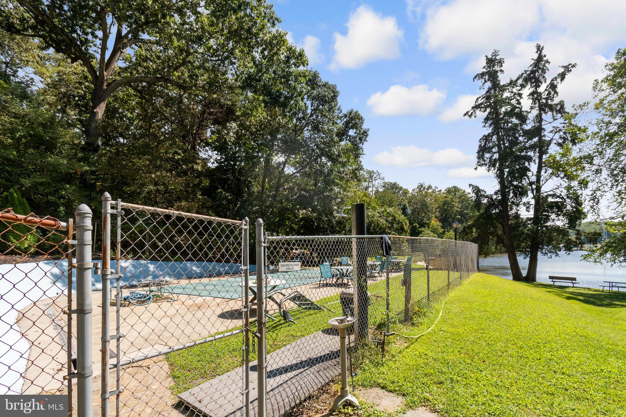 FAIRWINDS ON SEVERN - Residential