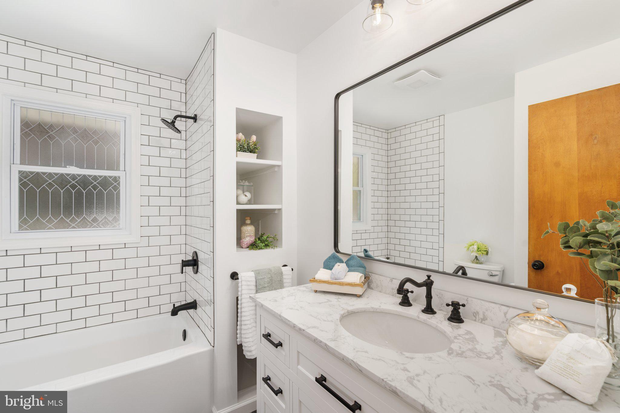 DOYLESTOWN BORO - Residential