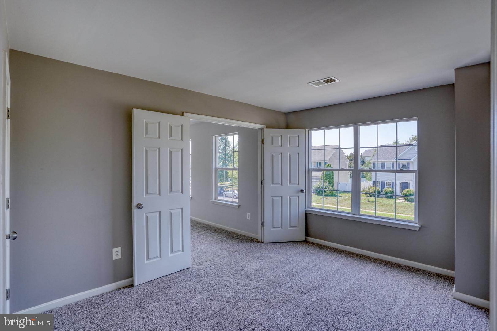 NORTH BROOK - Residential