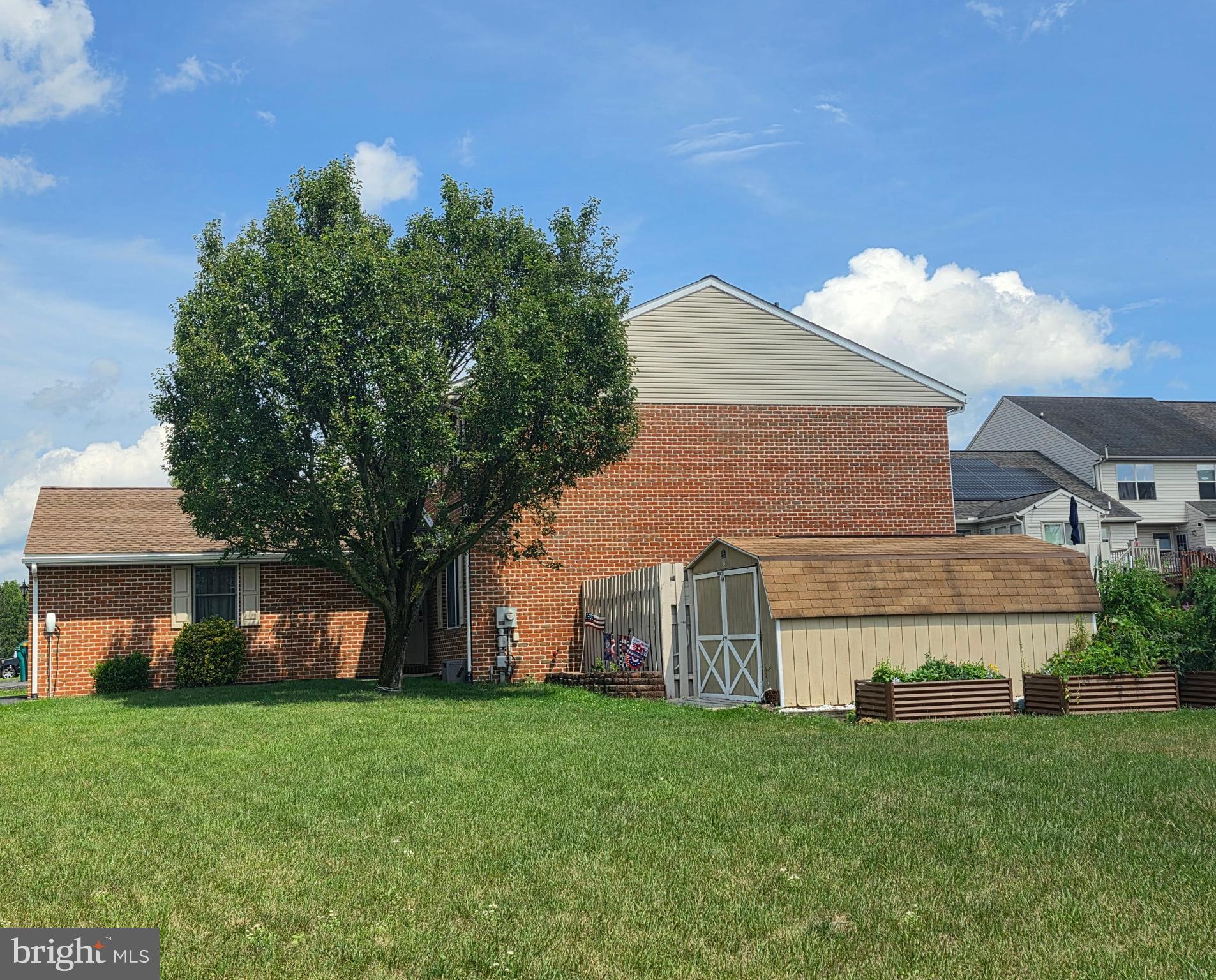 90 LEE ANN COURT