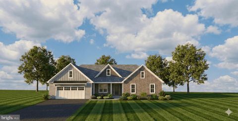 025 ROLLING MEADOW ROAD LEBANON PA 17046