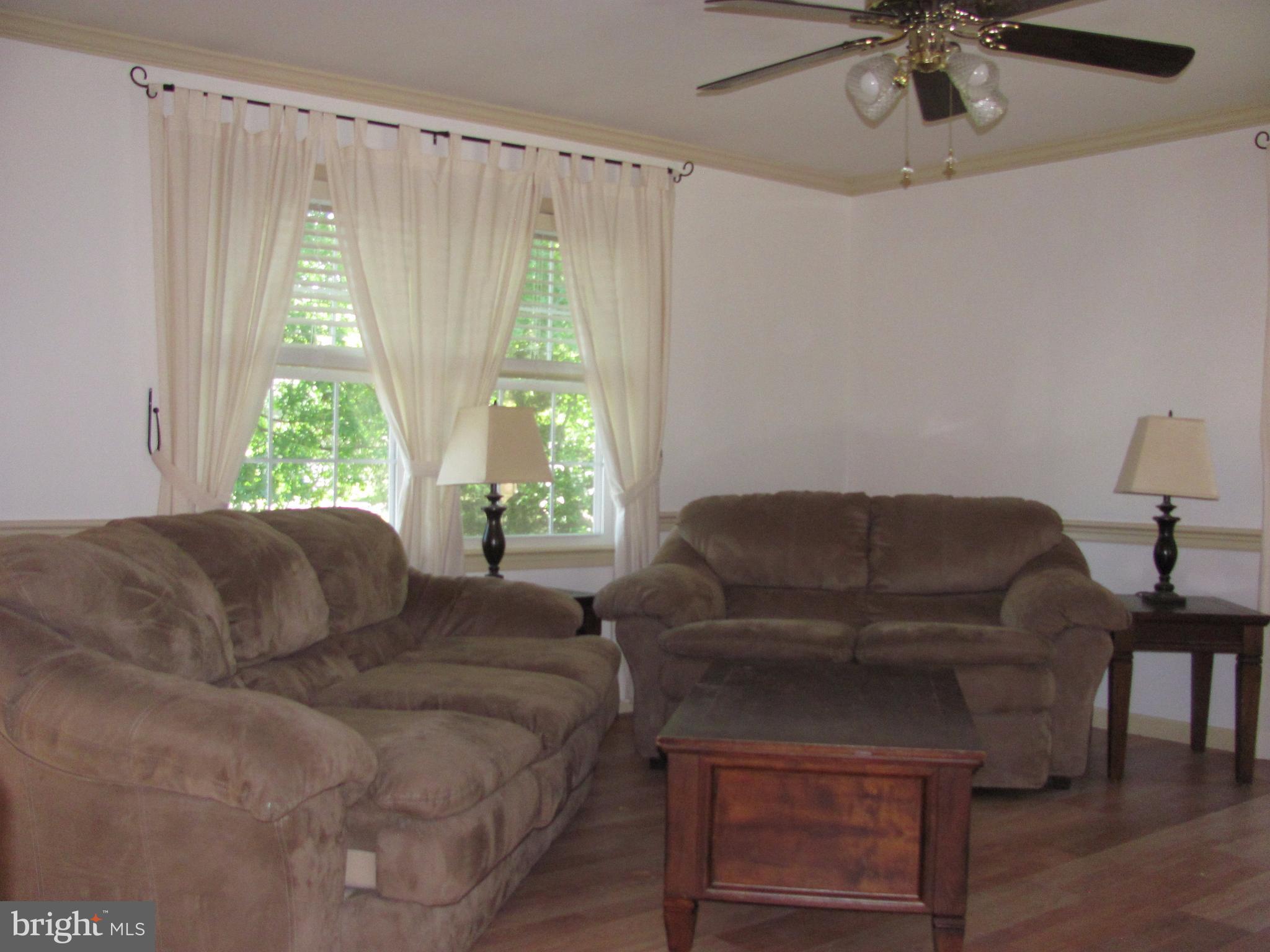 SHERATON HILLS EAST - Residential