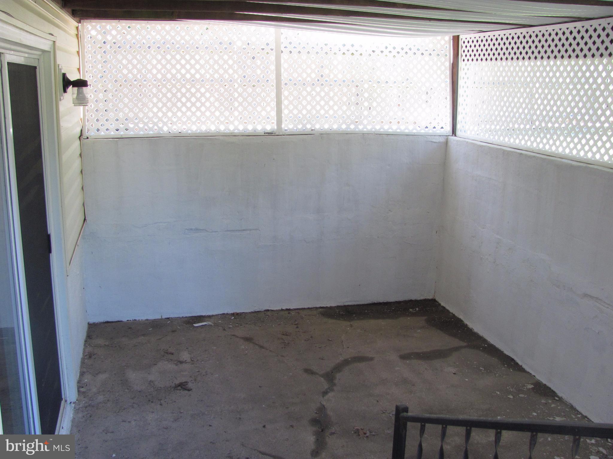 SHERATON HILLS EAST - Residential