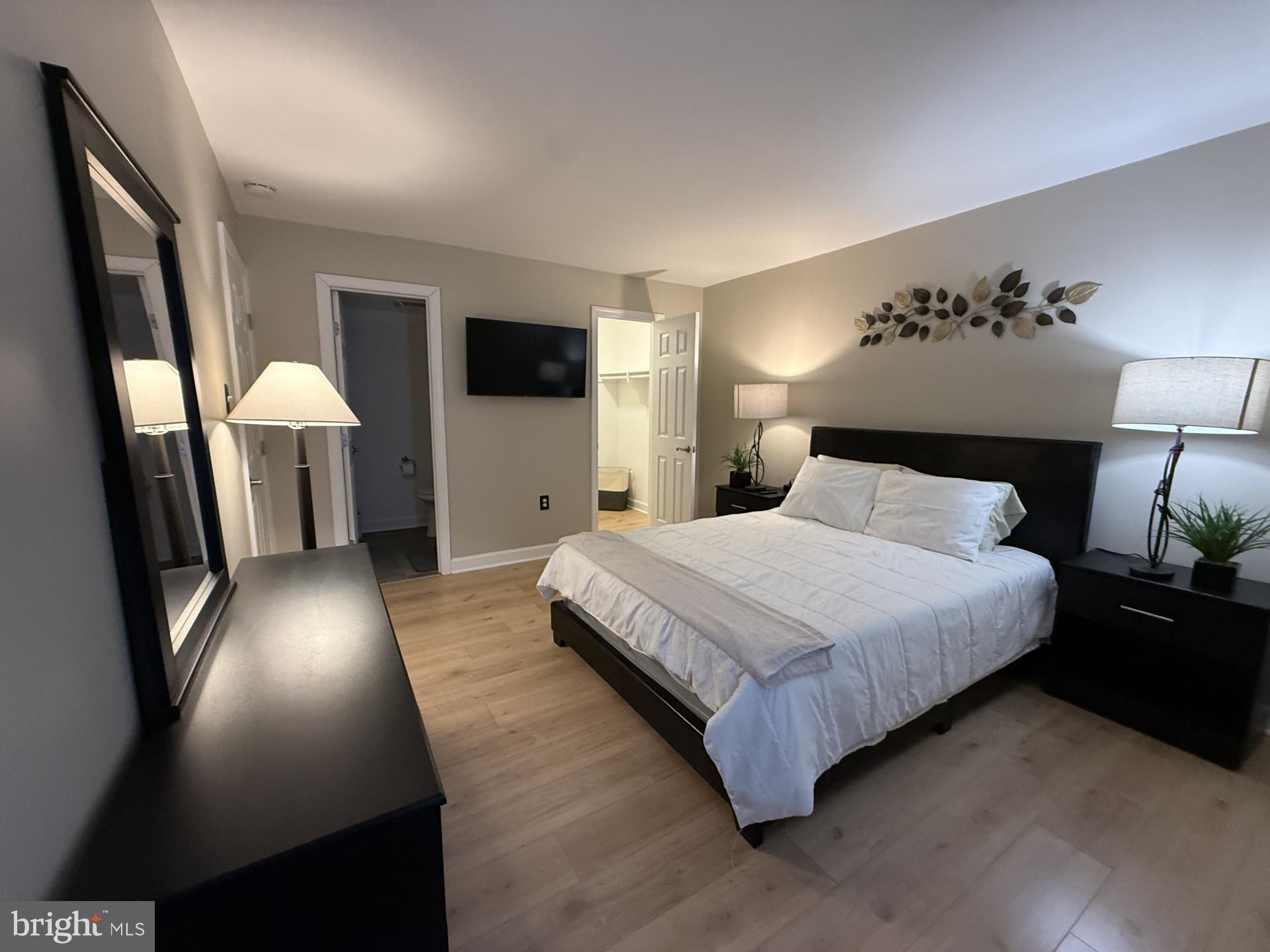 WILDE LAKE - Residential