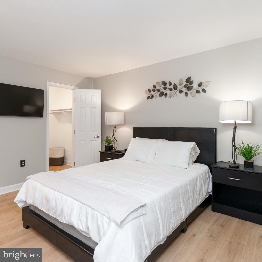 WILDE LAKE - Residential