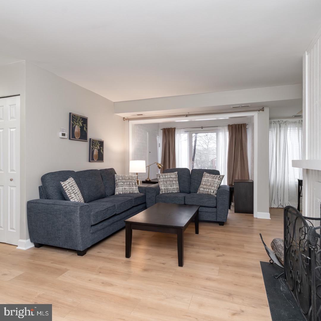 WILDE LAKE - Residential