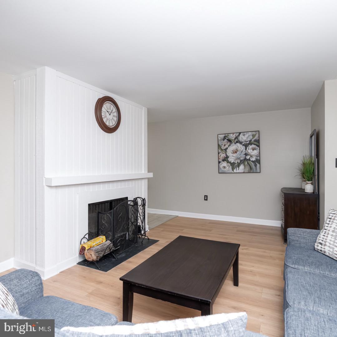 WILDE LAKE - Residential