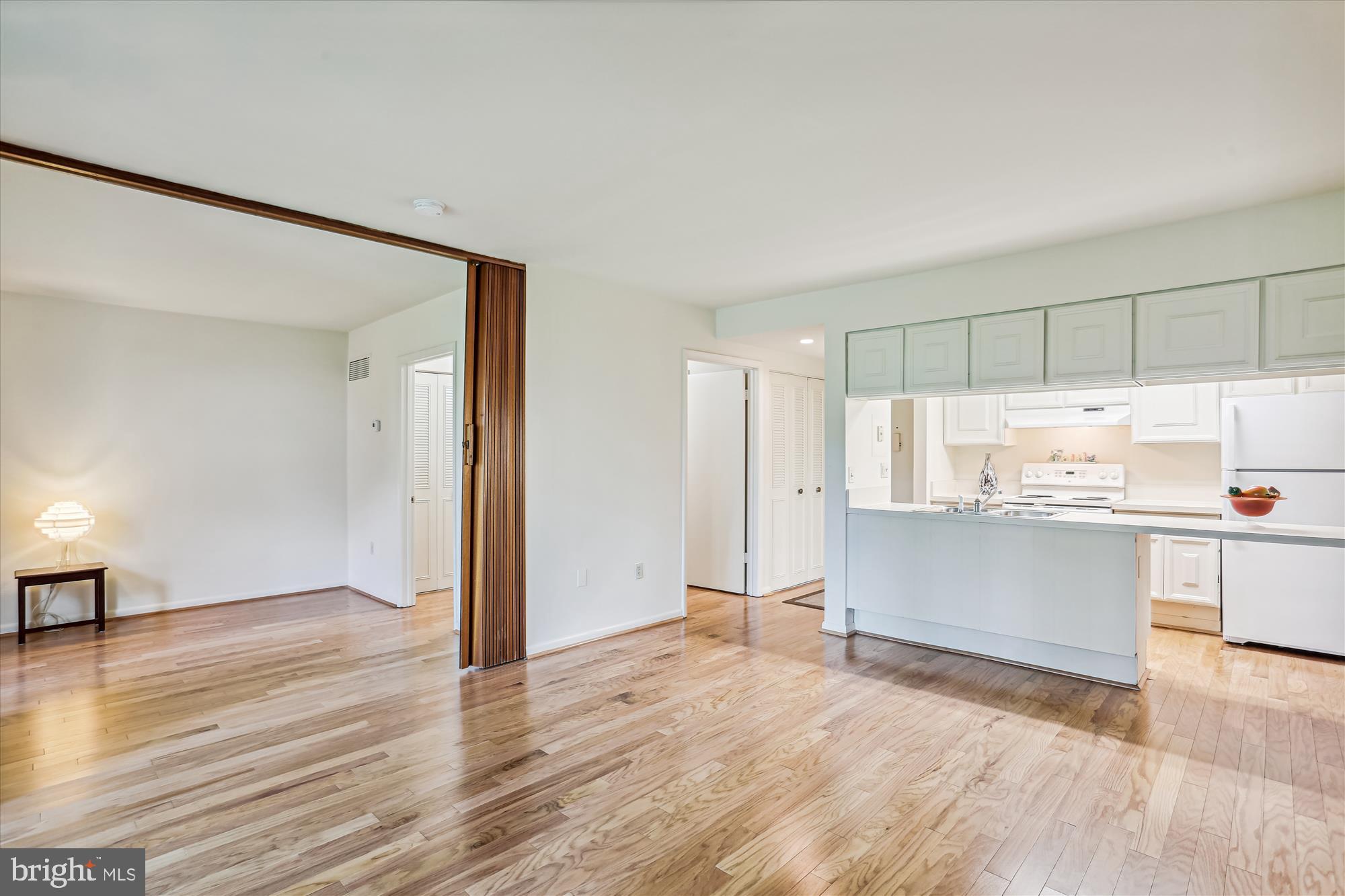 LEISURE WORLD - Residential